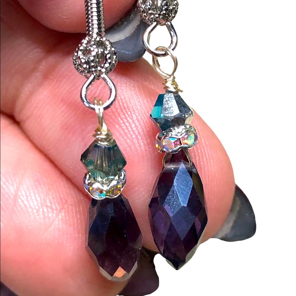 💕cute handmade Swarovski earrings-nickel free silver plate -hooks